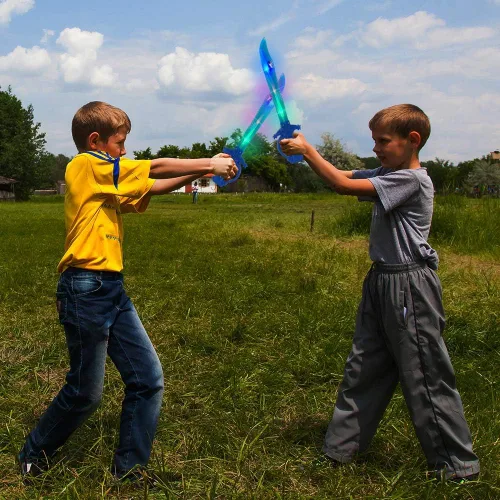 Vista 5 de ArtCreativity Espada de tiburón iluminada para niños (juego de 2) – Juguetes iluminados de 15 pulgadas con luces LED intermitentes, juguetes