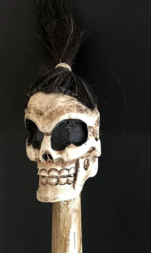 Vista 4 de OMA Bastón de madera hecho a mano con calavera y esqueleto para caminar, decoración del hogar, tamaño XL