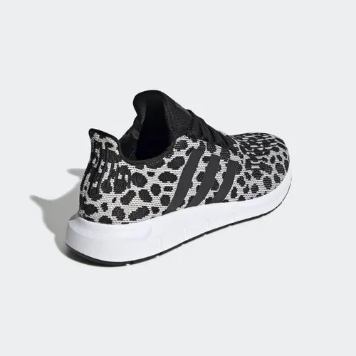Vista 5 de adidas Swift Run - Tenis de mujer para correr, Raw WhiteCore BlackCarbon