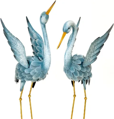 Vista 3 de Bits and Pieces - Juego de escultura de metal de garza azul japonesa - Dos grúas de pie perfectas para la decoración del jardín - Arte de jardín