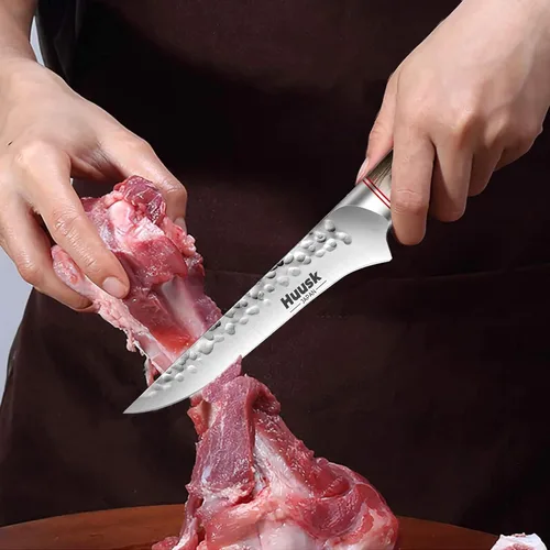 Vista 4 de Huusk - Cuchillo deshuesador para cortar carne con mango ergonómico de madera de Pakka