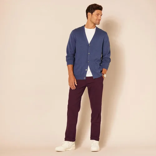 Vista 4 de Tienda Essentials Pantalón chino elástico casual para hombre (disponible en tallas grandes y altas)