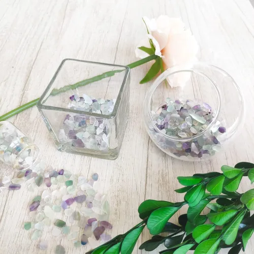 Vista 7 de ZHIYUXI Relleno de florero de fluorita de cristal, 0.22 libras, chips curativos pulidos para decoración, grava para pecera, plantas suculentas