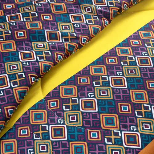 Vista 3 de Lush Decor Juego de edredón reversible de 7 piezas con rayas bohemias, tamaño King, color ciruela