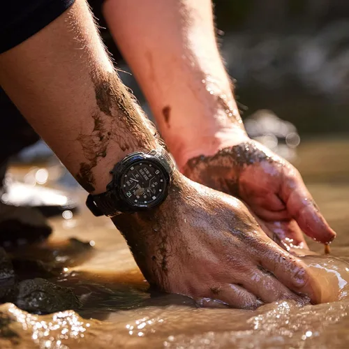 Vista 4 de Garmin Instinct Crossover Solar Tactical - Reloj inteligente híbrido resistente con manos analógicas y pantalla digital, caja de regalo con Negro