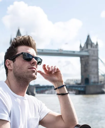 Vista 3 de Believe London Pulsera de piedra de ónix y lapislázuli en caja de regalo fuerte elástico sanación hombres mujeres piedras preciosas preciosas