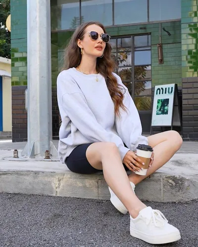 Vista 2 de Allonly Sudaderas de gran tamaño para mujer, cuello redondo, manga larga, cómodas, informales, con capucha, para otoño e invierno