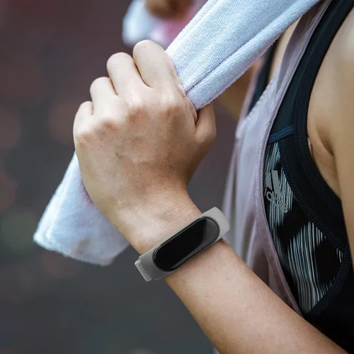 Vista 7 de Wanme Bandas para Amazfit Band 5 correas de repuesto para mujeres y hombres, paquete de 2 correas deportivas elásticas suaves compatibles