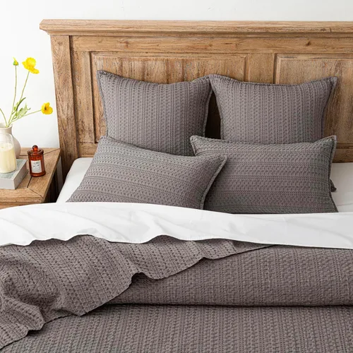 Vista 7 de Foindtower Juego de 2 fundas de almohada decorativas de algodón con tejido de gofre, fundas de cojín europeas para cama, sofá, dormitorio, sala
