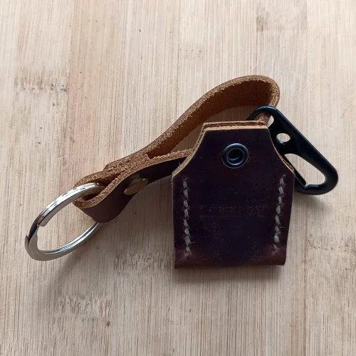 Vista 9 de handmade Leather Key Sleeve Key Ring Holder Vintage Cover Stylish Accessories Protective Key Case Cover Key protector
