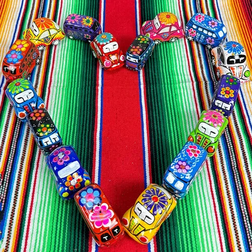 Vista 3 de FFX Artesania Salero mexicano – Diseño retro de los años 60 hippie artesano auto y mini autobús – Carrito y Autobús – Hecho a mano Saleros