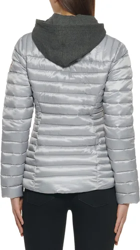 Vista 6 de GUESS Chaqueta ligera y plegable para mujer, acolchada de transición