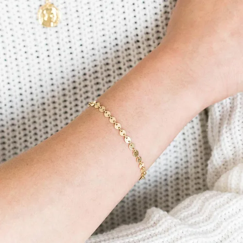 Vista 3 de DeScount - Pulsera de cadena de elegante oro para mujer, pulseras de cadena individual o en capas, con eslabón de dije de corazón, karma, triángulo