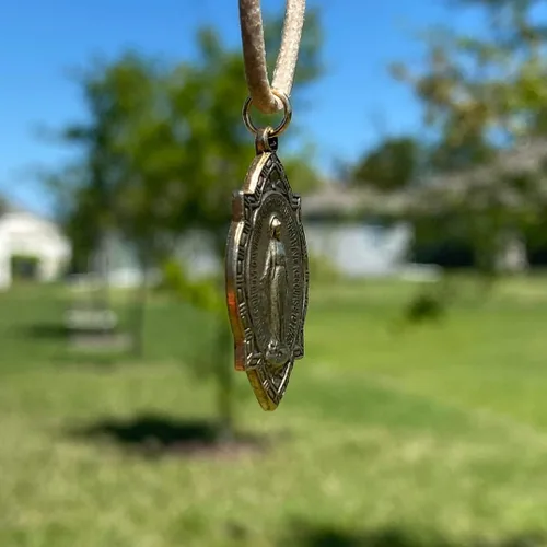 Vista 3 de Medalla milagrosa de regalo para mujer, joyería de la Virgen María, amor eterno, María y Cristo, madre bendita, dijes de medalla milagrosa, regalos