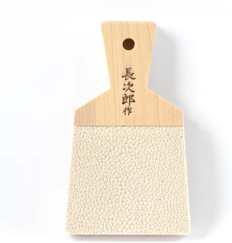 Vista 2 de GourmetSleuth Wasabi Rallador 5" Piel de Tiburón Marrón