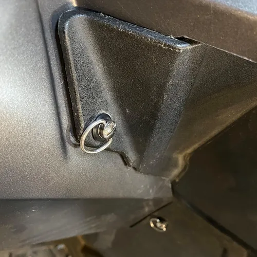 Vista 7 de Polaris Scrambler 850 1000 - Kit de accesorios para panel lateral de cierre Dzus de liberación rápida