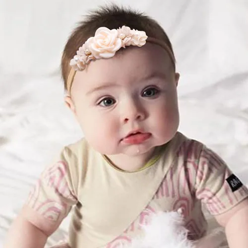Vista 2 de Utaly Diadema de flores para bebés y niñas, 3 piezas, elástica, corona floral, recién nacida, accesorios para el cabello Estilo 1