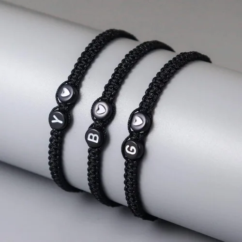 Vista 2 de Heart Initial Bracelets 26 Letters Initial Charms Bracelet for Women Gifts A-Z Braided Bracelets Heart Link Handmade Rope Braided Adjustable Jewelry