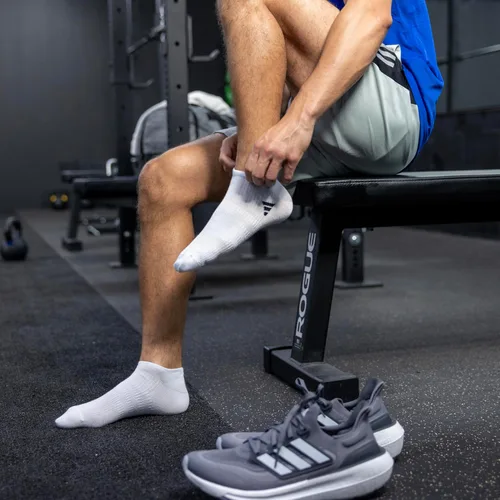 Vista 2 de Calcetines deportivos Adidas Superlite invisibles para hombre (paquete de 6 pares) de perfil bajo por debajo del tobillo