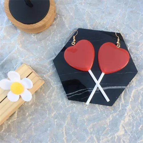Vista 3 de Dulces bonitos aretes transparentes de piruleta con forma de corazón y caramelo, con forma de corazón de dibujos animados, aretes colgantes