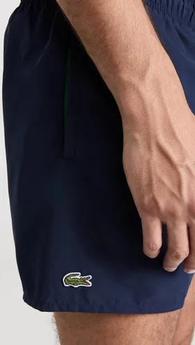 Vista 50 de Lacoste Bañador de secado rápido para hombre de 5.5 pulgadas