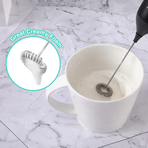 Vista 3 de HAUSHOF Potente varita espumadora de leche recargable, máquina de espuma eléctrica de mano, mezclador de bebidas con batidor de acero inoxidable
