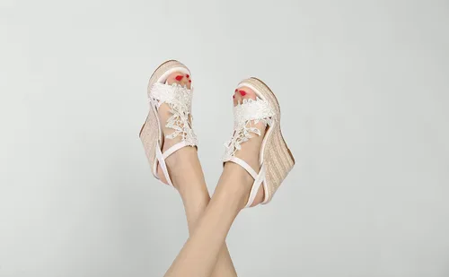Vista 2 de Sandalias de plataforma de cuña para mujer, zapatos de boda de encaje