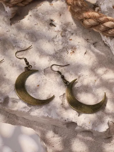 Vista 4 de MINACHI Aretes colgantes simples de luna creciente, regalo de joyería de moda para mujer