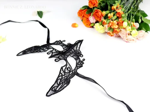 Vista 7 de Bonnie Z. Leonardo Máscaras de mascarada para mujer A-gato negro