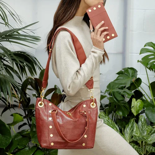 Vista 3 de Hammitt Bolso grande de cuero marrón con diseño de lagarto Redwood Lizard