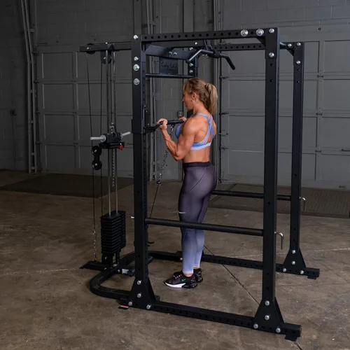 Vista 4 de Body-Solid GLA400 LAT y accesorio de barra de fila para rack de potencia GPR400, dominadas, rizos de bíceps y ejercicios de encogimiento, color negro