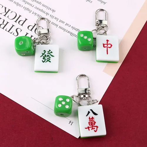 Vista 4 de LUOZZY 4 piezas Mahjong Tile Keychain Chinese Dice Mahjong Fa Cai Llavero, Multi, Mediana