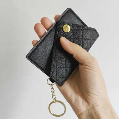 Vista 2 de Pastillero anticonceptivo con estampado de piel de serpiente (negro)