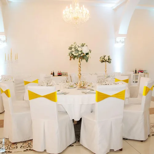 Vista 5 de Frienda 120 cintas elásticas de elastano para silla, bandas elásticas para fundas de silla, lazos sin hebilla para bodas, recepciones, eventos, Oro