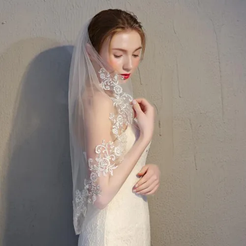 Vista 6 de Velo de novia para mujer, simple de tul, corto de 2 niveles, velo de boda, accesorios para el cabello.