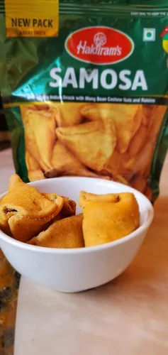 Vista 4 de Samosa 400gm. - Paquete Haldiram's de 2