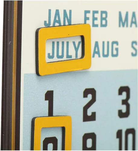 Vista 4 de Calendario de Camiones Chevrolet - Letrero Vintage de Metal en Relieve con Imanes para Garaje, Taller o Cueva del Hombre Azul