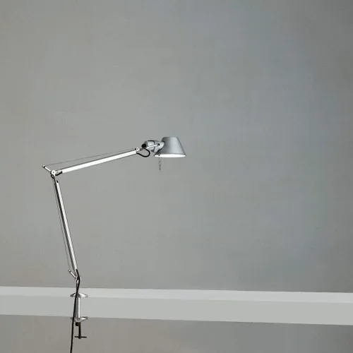 Vista 2 de Artemide Tolomeo Mini 100W E26 Lámpara de mesa de aluminio con abrazadera