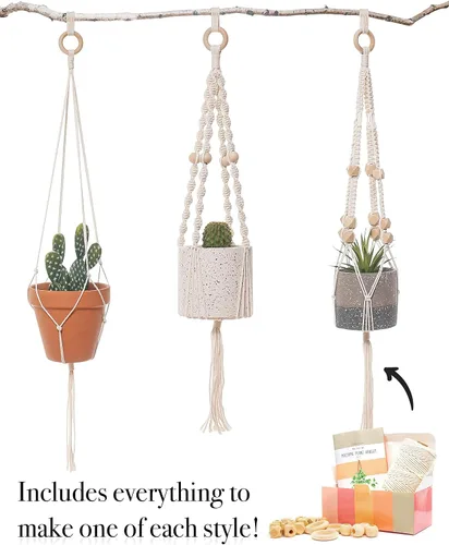 Vista 8 de Kit de macramé – Hace 3 perchas de macramé para plantas con instrucciones fáciles de seguir para adultos principiantes – Incluye cable de macramé