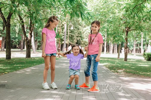 Vista 6 de Camiseta de feliz cumpleaños (niñas de 1 a 12) camiseta de fiesta para niños descarados - Dulce traje de bebéniño pequeño