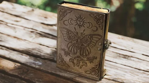 Vista 2 de Embossed Luna Moth Leather Grimoire Journal – Vintage Botanical Mushrooms & Sun Moon Design – Blank Spell Book of Shadows with Deckle Edge Paper