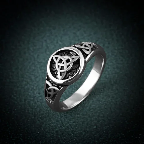 Vista 5 de HZMAN Triquetra Trinity Knot Anillo de acero inoxidable con nudo celta irlandés