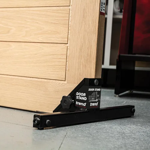 Vista 6 de Trend Soporte de Puerta para Carpintería Herramienta para Bisagras y Puertas, 1 17/64 - 2 11/64 Pulgadas, D/STAND/A