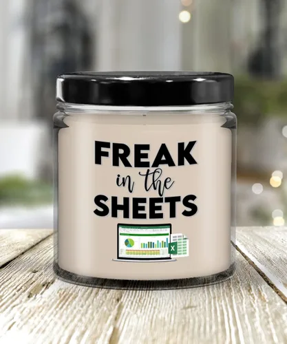 Vista 3 de Freak in The Sheets - Vela Excel para contador CPA Contabilidad Ideas de agradecimiento para jefe compañero de trabajo Humor de oficina, 9 onzas