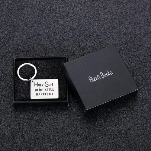 Vista 6 de Aizza Beata Regalo de aniversario de matrimonio para marido, esposa, día de San Valentín, regalos para él, divertido llavero para adultos, hombres