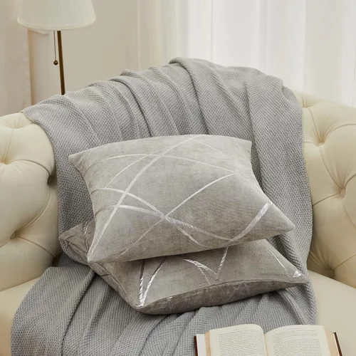 Vista 2 de Fundas de almohada GIGIZAZA decorativas para sofá de 22 x 22 pulgadas, fundas de almohada gruesas para sofá, juego de 2 fundas de almohada de lujo