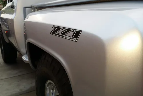 Vista 2 de Z71 Offroad Truck - Calcomanías opacas negras para Chevy Silverado - FBLK (2014-2017) cabecera (juego de 2) FG7G1
