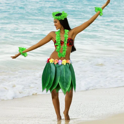 Vista 2 de Hangnuo Juego de 5 piezas de falda hula hawaiana con hojas verdes, collar, pulseras, diadema, recuerdos de fiesta Luau para adultos, mujeres