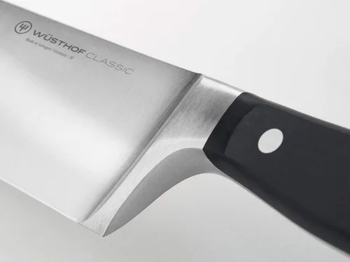 Vista 3 de WÜSTHOF Cuchillo de chef clásico de 6" Sin