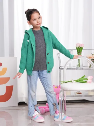 Vista 5 de Suéter tipo cárdigan con capucha para niños y niñas
